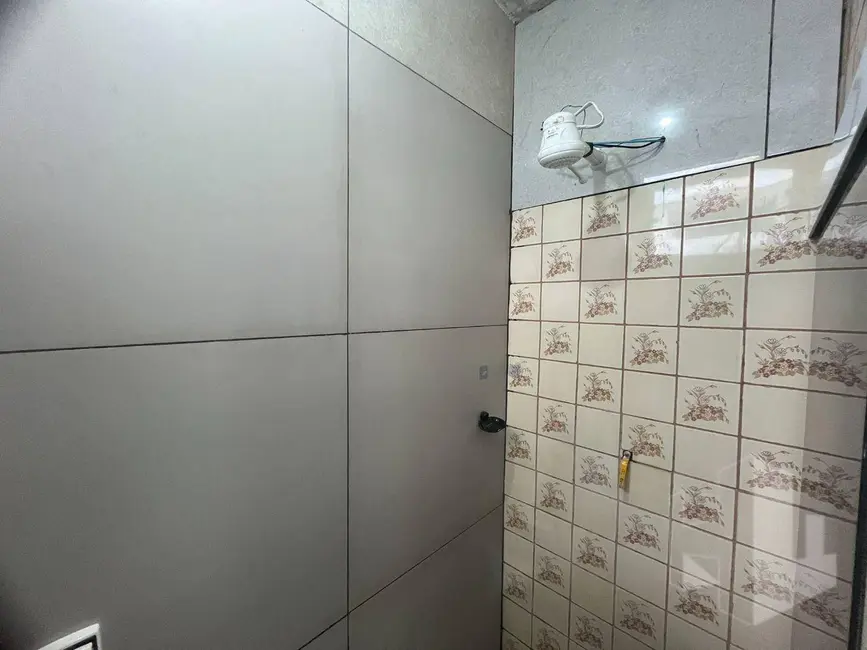 Foto 4 de Kitnet com 1 quarto para alugar, 10m2 em Jardim Ibirapuera, Jau - SP