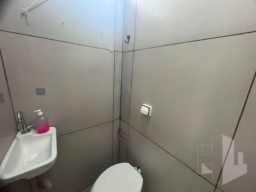 Foto 5 de Kitnet com 1 quarto para alugar, 10m2 em Jardim Ibirapuera, Jau - SP