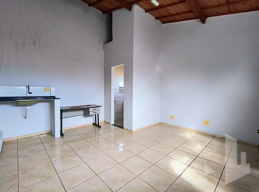 Foto 2 de Sala Comercial para alugar, 25m2 em Jardim Santo Onofre,  - SP