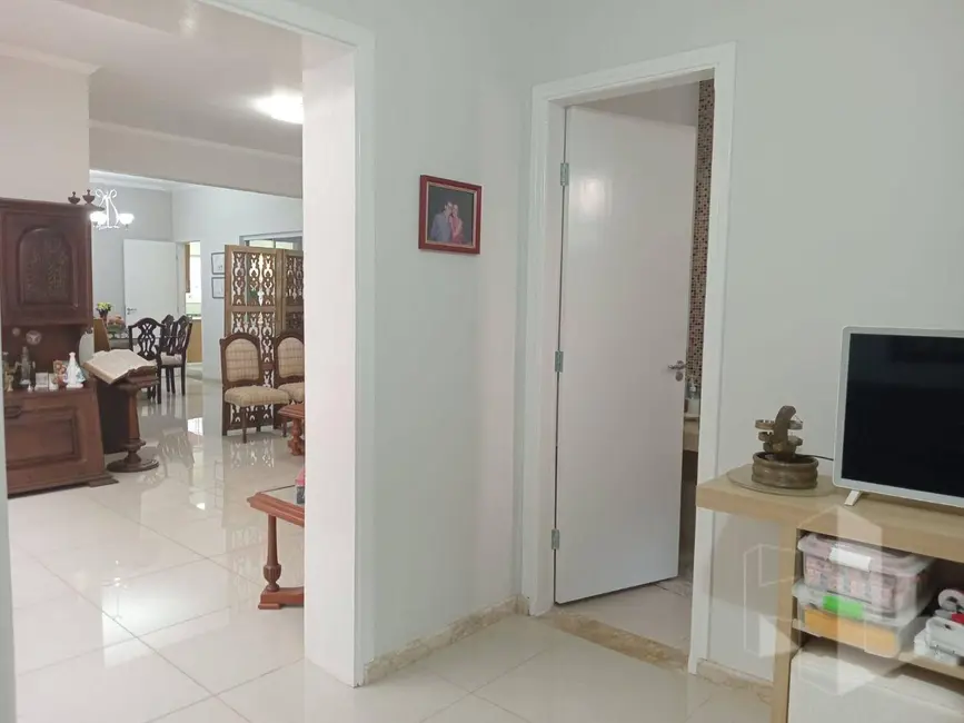 Foto 6 de Casa com 2 quartos à venda, 256m2 em Vila Hilst, Jau - SP