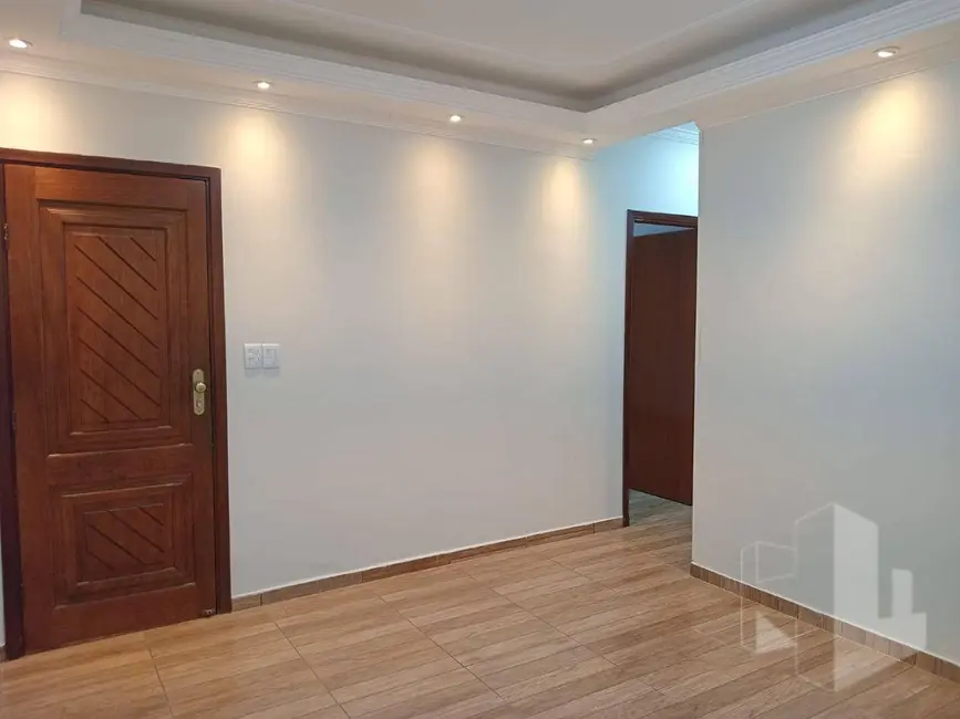Casa com 2 quartos à venda, 200m2 em Jardim João Ballan II, Jau - SP - imagem 3 Foto 3 de Casa com 2 quartos à venda, 200m2 em Jardim João Ballan II, Jau - SP