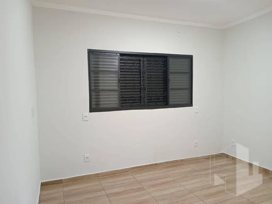 Casa com 2 quartos à venda, 200m2 em Jardim João Ballan II, Jau - SP - imagem 5 Foto 5 de Casa com 2 quartos à venda, 200m2 em Jardim João Ballan II, Jau - SP