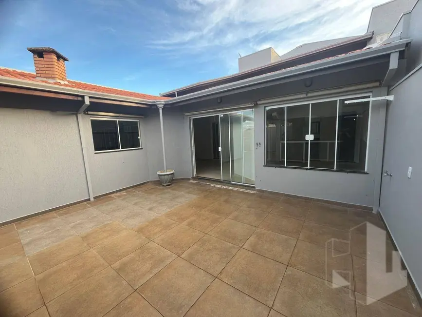 Foto 7 de Casa com 2 quartos para alugar, 150m2 em Vila Nova, Jau - SP