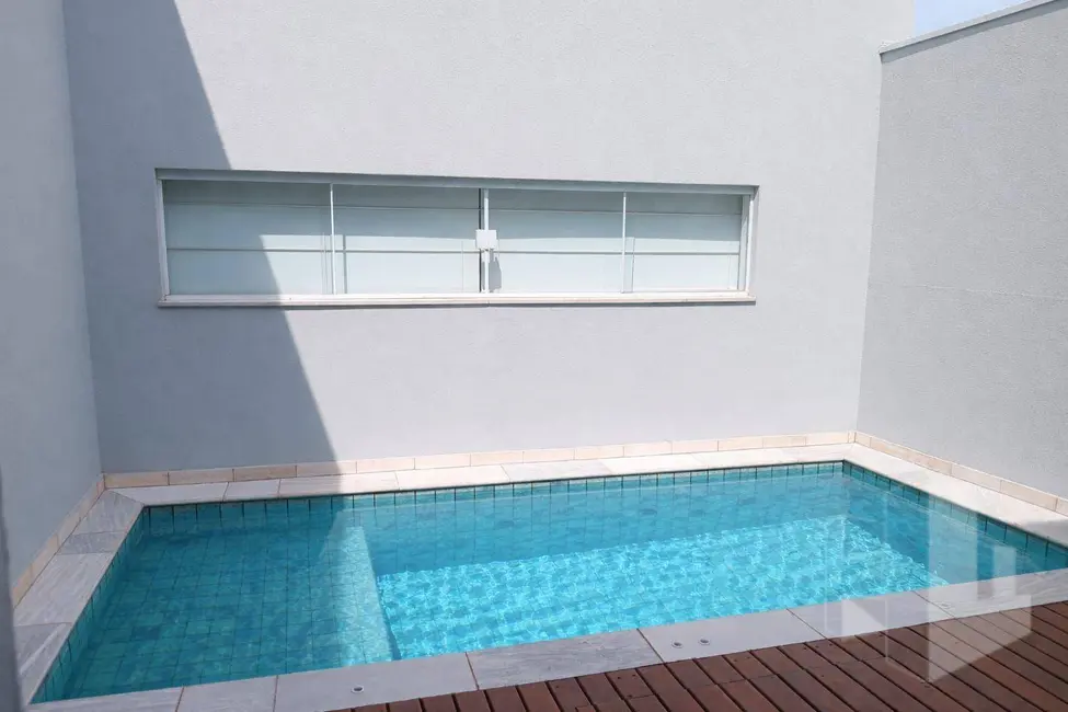 Foto 2 de Casa de Condomínio com 2 quartos à venda, 180m2 em Jardim Europa, Jau - SP