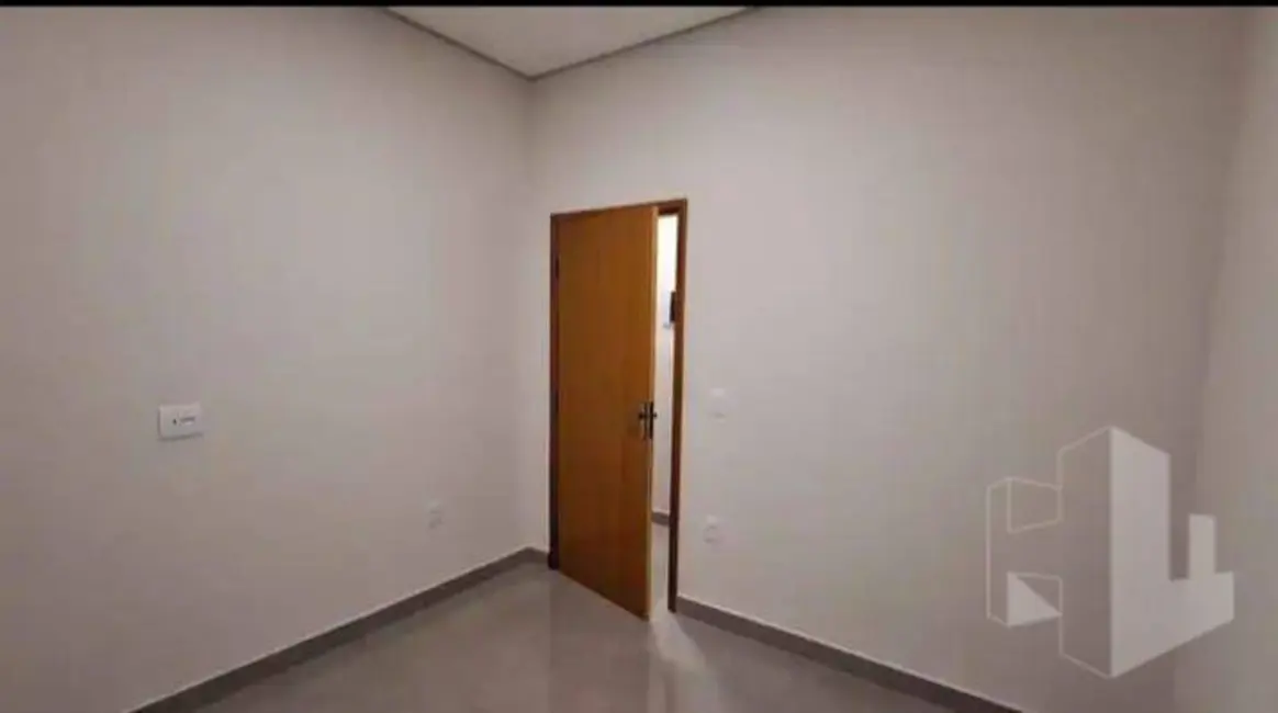 Foto 4 de Casa com 2 quartos à venda, 140m2 em Jardim Orlando Chesini Ometto II, Jau - SP