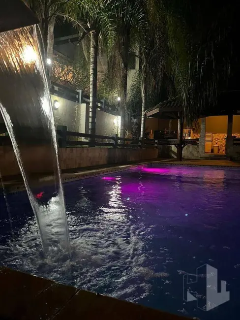 Foto 2 de Chácara com 3 quartos à venda, 2300m2 em Centro, Jau - SP