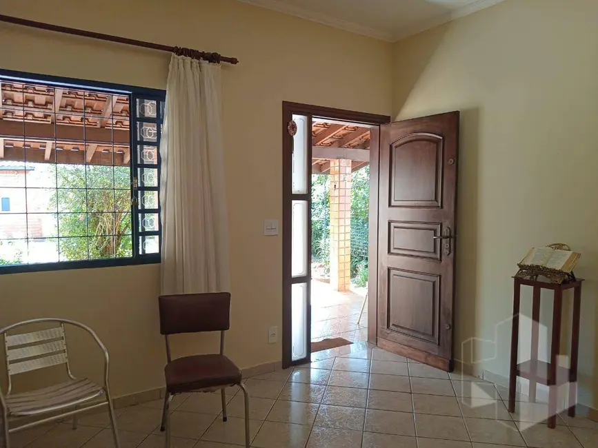 Foto 3 de Casa com 3 quartos à venda, 500m2 em Jardim das Paineiras, Jau - SP