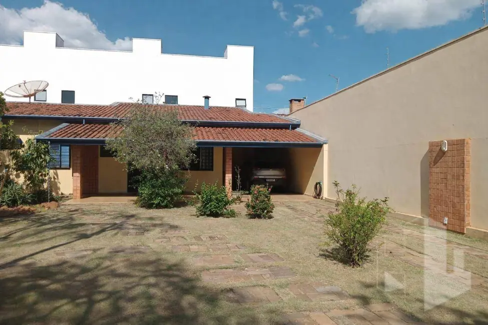 Foto 1 de Casa com 3 quartos à venda, 500m2 em Jardim das Paineiras, Jau - SP