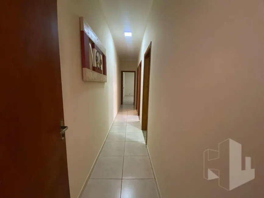 Foto 4 de Casa com 3 quartos à venda, 125m2 em Jardim Itamarati, Jau - SP
