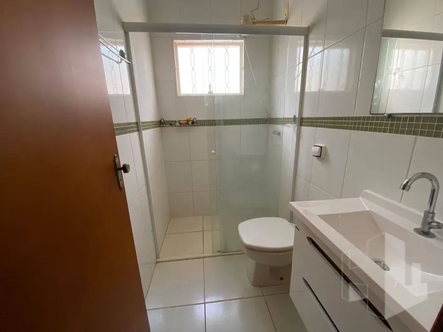 Foto 9 de Casa com 3 quartos à venda, 125m2 em Jardim Itamarati, Jau - SP