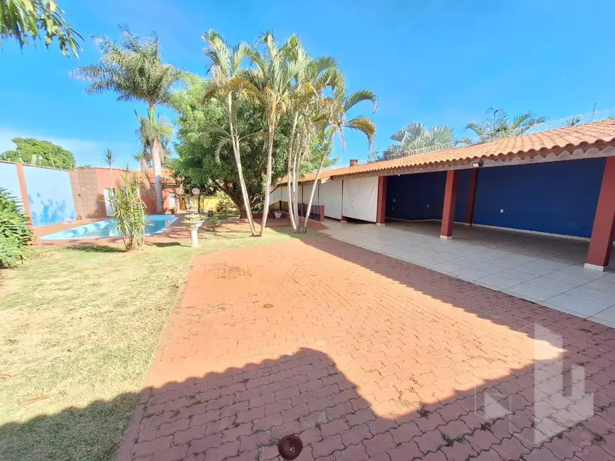 Chácara com 4 quartos à venda, 1000m2 em Jardim Padre Augusto Sani, Jau - SP - imagem 4 Foto 4 de Chácara com 4 quartos à venda, 1000m2 em Jardim Padre Augusto Sani, Jau - SP