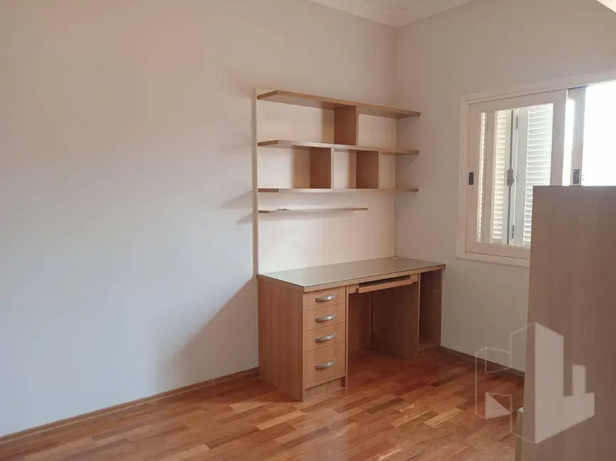 Casa com 3 quartos à venda, 253m2 em Jardim Alvorada, Jau - SP - imagem 9 Foto 9 de Casa com 3 quartos à venda, 253m2 em Jardim Alvorada, Jau - SP