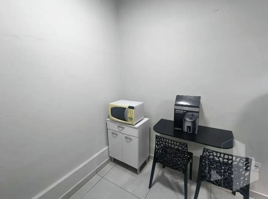 Foto 5 de Kitnet com 1 quarto para alugar, 20m2 em Jardim Pedro Ometto, Jau - SP