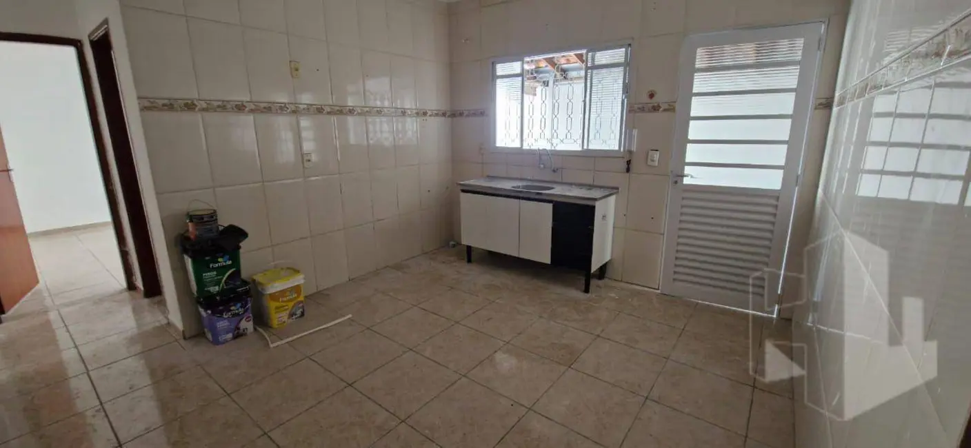 Casa com 1 quarto à venda, 140m2 em Jardim Cila de Lúcio Bauab, Jau - SP - imagem 2 Foto 2 de Casa com 1 quarto à venda, 140m2 em Jardim Cila de Lúcio Bauab, Jau - SP