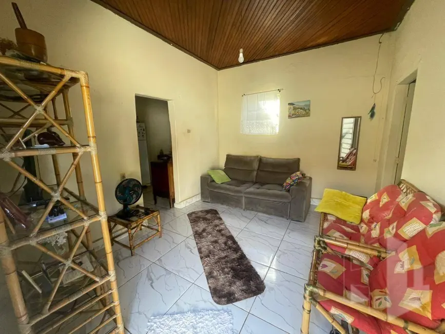 Foto 2 de Casa com 1 quarto para alugar, 110m2 em Vila Nova Jaú, Jau - SP