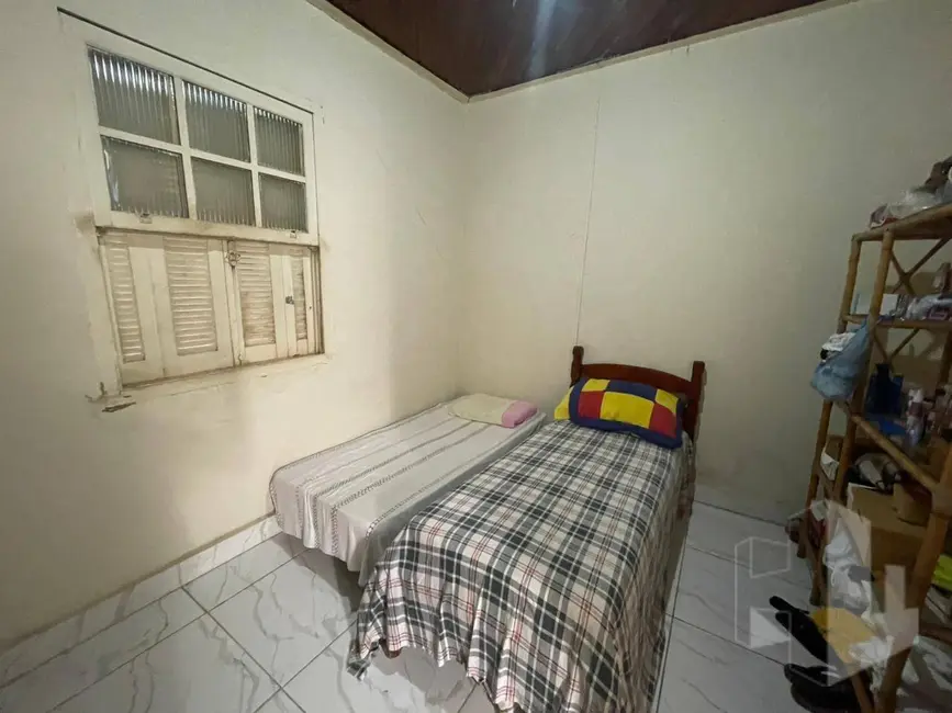 Foto 4 de Casa com 1 quarto para alugar, 110m2 em Vila Nova Jaú, Jau - SP