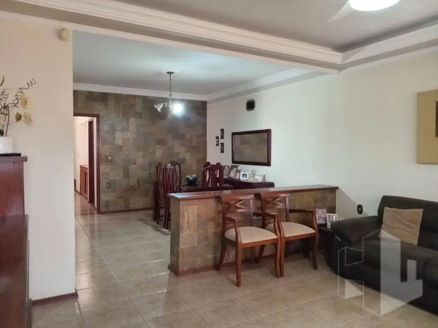 Foto 1 de Casa com 3 quartos à venda, 330m2 em Jardim Santa Rosa, Jau - SP