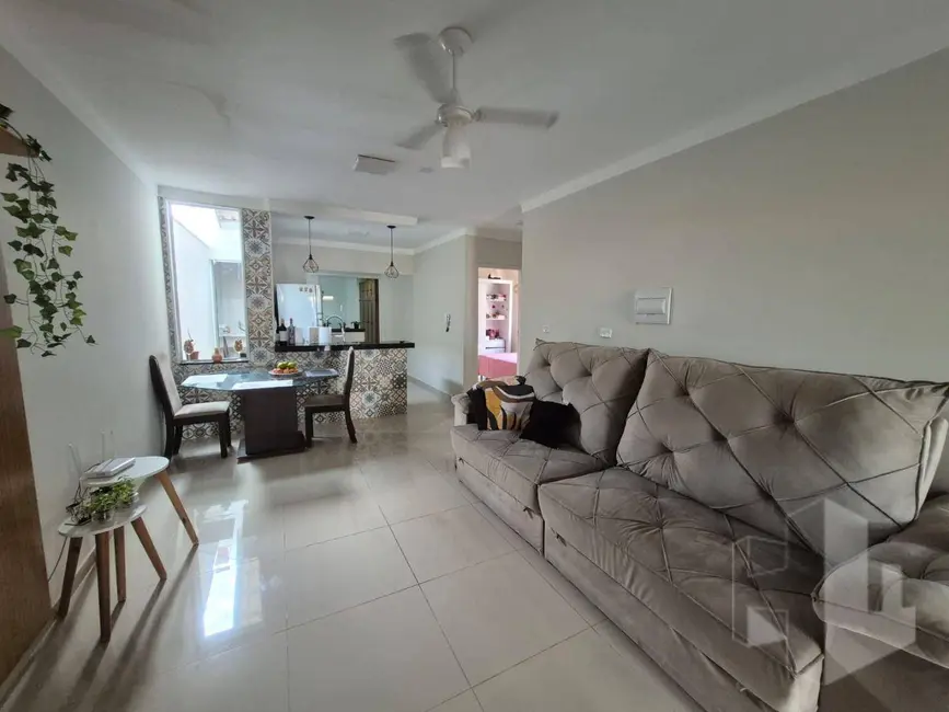 Foto 2 de Casa com 3 quartos à venda, 180m2 em Jau - SP