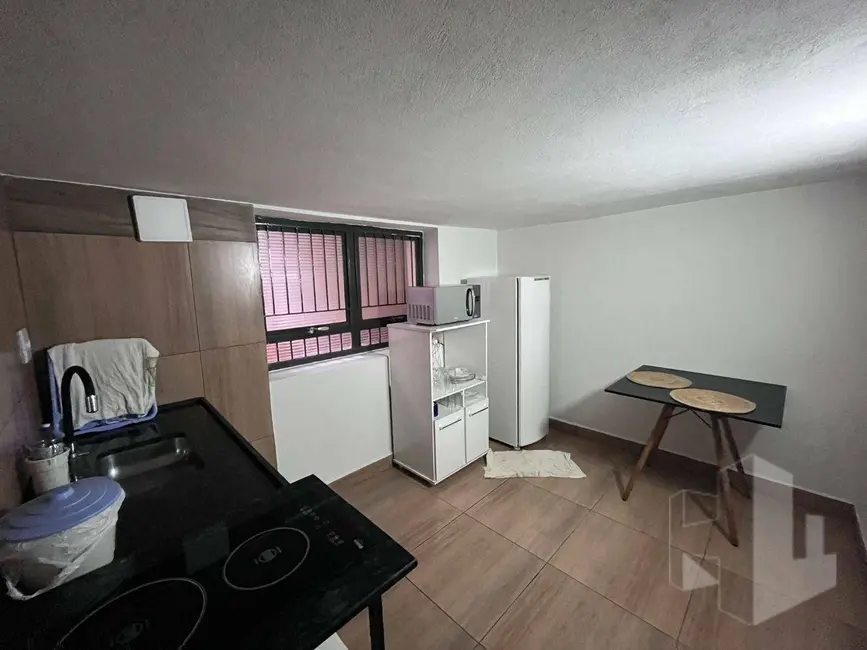 Foto 4 de Kitnet com 1 quarto para alugar, 10m2 em Centro, Jau - SP