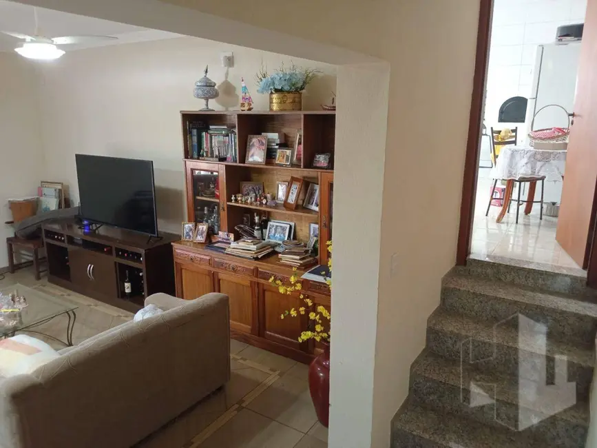 Chácara com 4 quartos à venda, 2000m2 em Centro, Jau - SP - imagem 4 Foto 4 de Chácara com 4 quartos à venda, 2000m2 em Centro, Jau - SP