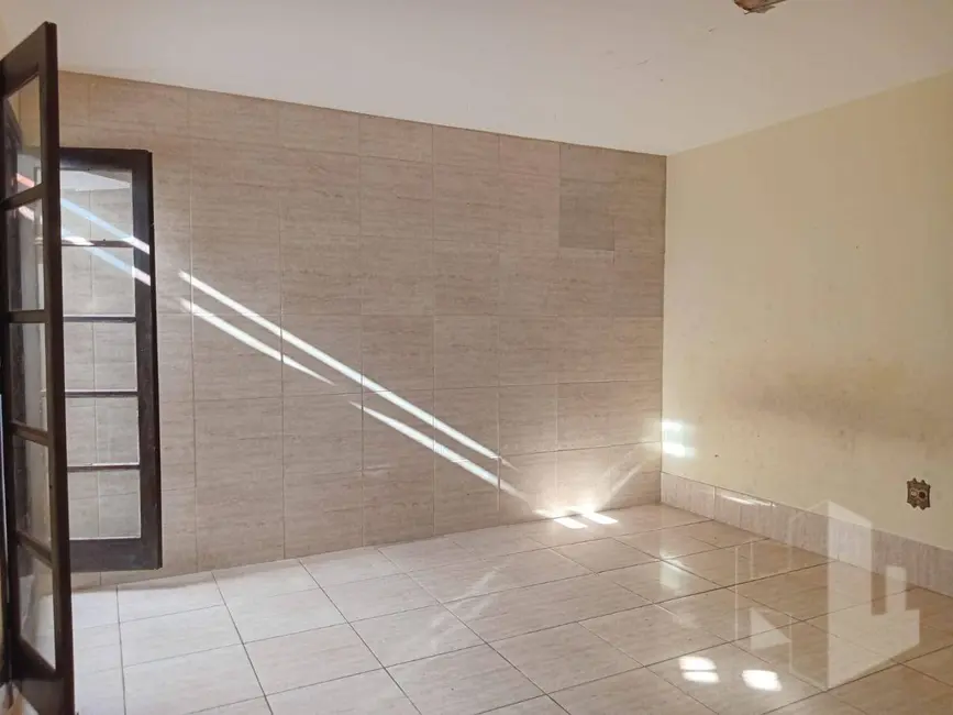 Foto 6 de Casa com 3 quartos à venda, 312m2 em Jardim Santa Rosa, Jau - SP