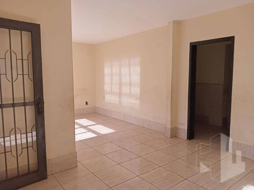 Foto 2 de Casa com 3 quartos à venda, 312m2 em Jardim Santa Rosa, Jau - SP