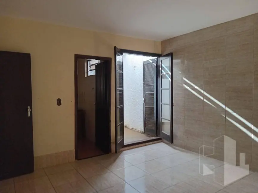 Foto 8 de Casa com 3 quartos à venda, 312m2 em Jardim Santa Rosa, Jau - SP