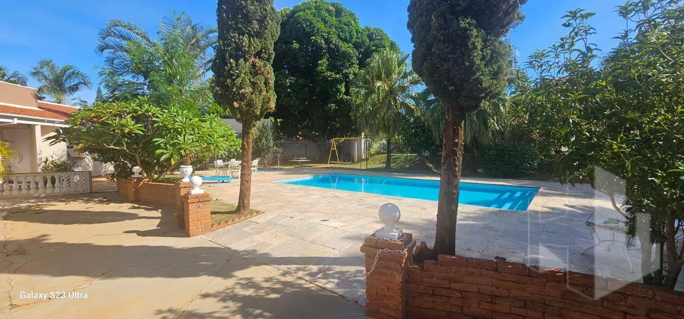 Casa de Condomínio com 3 quartos à venda, 1800m2 em Chácara Itaúna, Jau - SP - imagem 1 Foto 1 de Casa de Condomínio com 3 quartos à venda, 1800m2 em Chácara Itaúna, Jau - SP