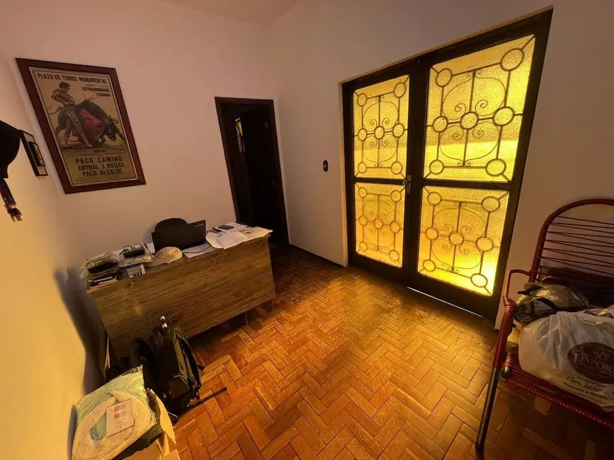 Foto 7 de Casa com 4 quartos para alugar, 350m2 em Jardim Estádio, Jau - SP