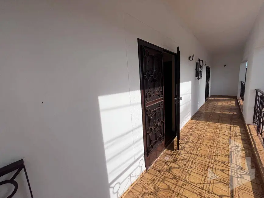 Casa com 4 quartos para alugar, 350m2 em Jardim Estádio, Jau - SP - imagem 6 Foto 6 de Casa com 4 quartos para alugar, 350m2 em Jardim Estádio, Jau - SP