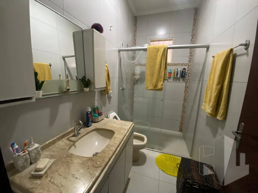 Foto 6 de Casa com 4 quartos à venda, 125m2 em Jardim Padre Augusto Sani, Jau - SP