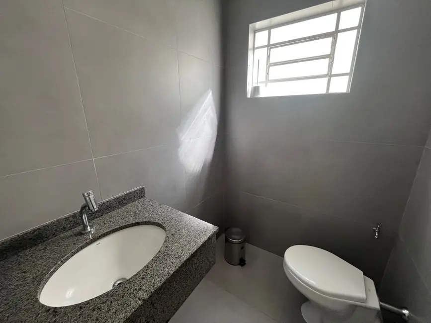 Foto 3 de Sala Comercial para alugar, 22m2 em Centro, Jau - SP