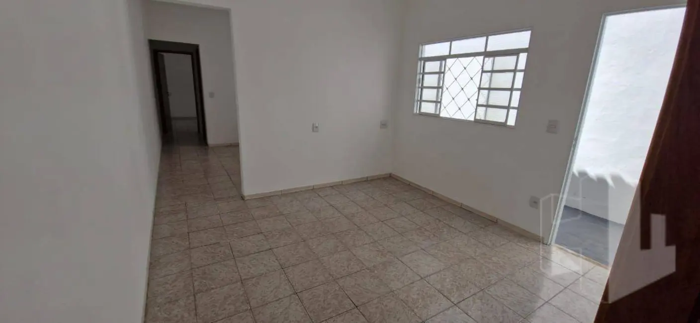 Foto 2 de Casa com 2 quartos à venda, 125m2 em Jardim Santa Rosa, Jau - SP