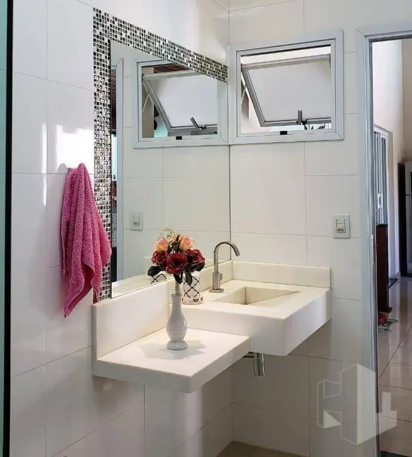 Casa com 2 quartos à venda, 360m2 em Jardim Alvorada, Jau - SP - imagem 5 Foto 5 de Casa com 2 quartos à venda, 360m2 em Jardim Alvorada, Jau - SP
