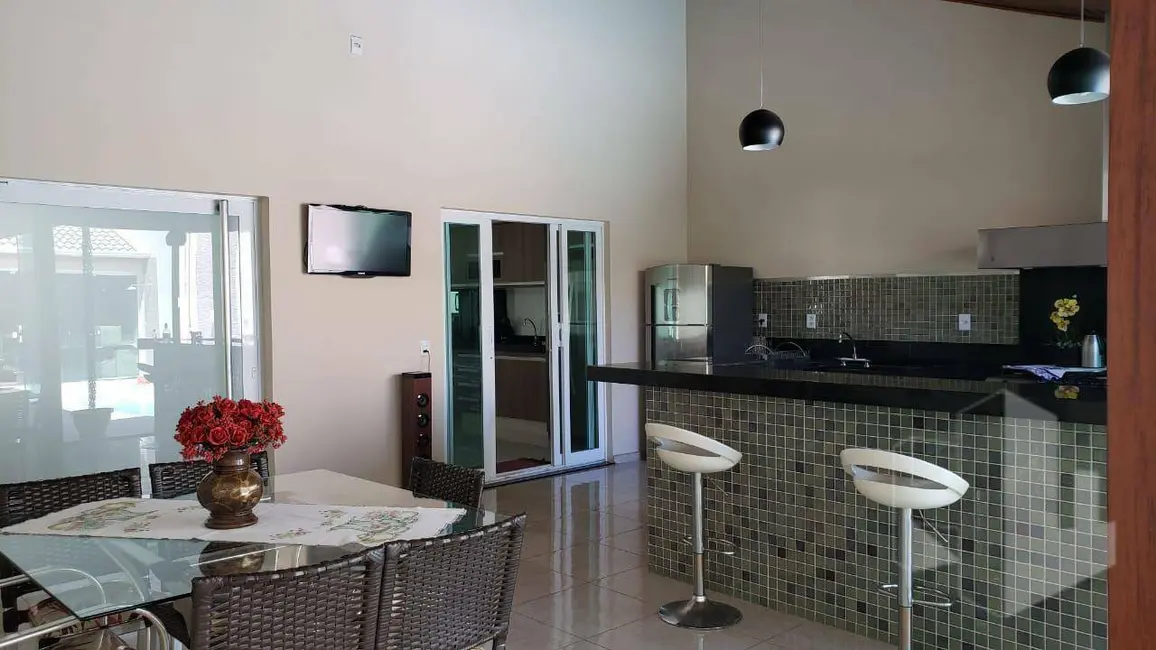 Casa com 2 quartos à venda, 360m2 em Jardim Alvorada, Jau - SP - imagem 9 Foto 9 de Casa com 2 quartos à venda, 360m2 em Jardim Alvorada, Jau - SP