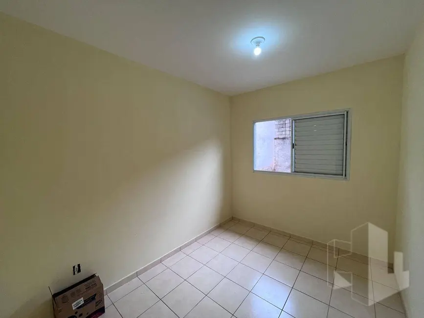 Foto 4 de Casa de Condomínio com 2 quartos para alugar, 140m2 em Jardim Juliana, Jau - SP