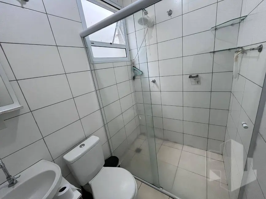 Foto 5 de Casa de Condomínio com 2 quartos para alugar, 140m2 em Jardim Juliana, Jau - SP
