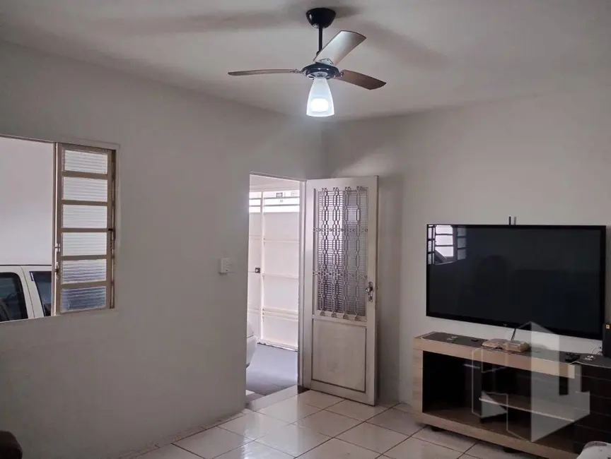 Foto 5 de Casa com 2 quartos à venda, 140m2 em Jardim Cila de Lúcio Bauab, Jau - SP