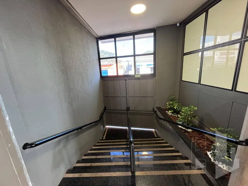 Foto 2 de Sala Comercial para alugar, 500m2 em Jardim Santa Terezinha, Jau - SP