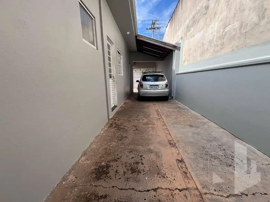 Foto 8 de Casa com 2 quartos para alugar, 50m2 em Jardim Cila de Lúcio Bauab, Jau - SP