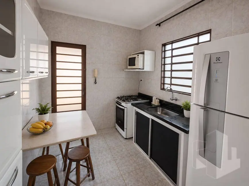 Foto 4 de Casa com 2 quartos à venda, 250m2 em Conjunto Residencial Bernardi, Jau - SP