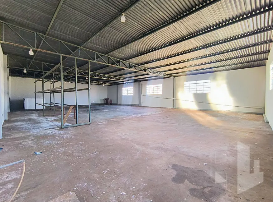 Foto 1 de Armazém / Galpão para alugar, 189m2 em Centro, Jau - SP