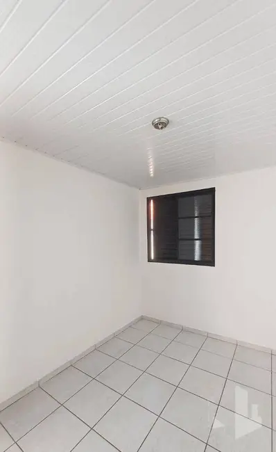 Foto 5 de Casa com 2 quartos para alugar, 130m2 em Parque Frei Galvão, Jau - SP