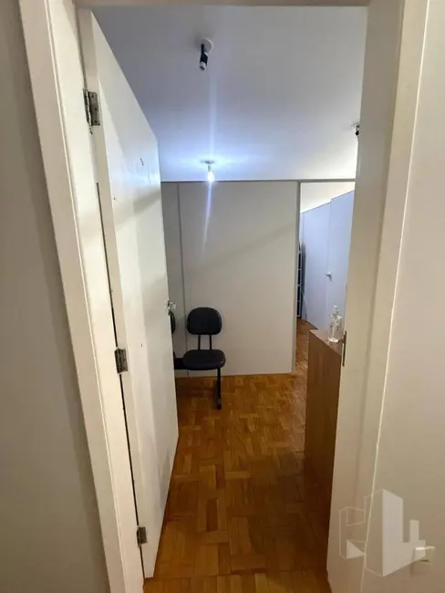 Foto 4 de Sala Comercial para alugar, 30m2 em Centro, Jau - SP