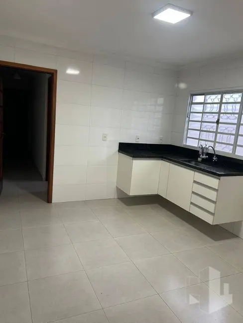 Foto 6 de Casa com 2 quartos à venda, 125m2 em Jardim Ferreira Dias, Jau - SP