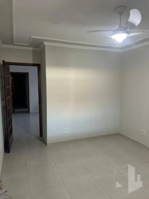 Foto 4 de Casa com 2 quartos à venda, 125m2 em Jardim Ferreira Dias, Jau - SP