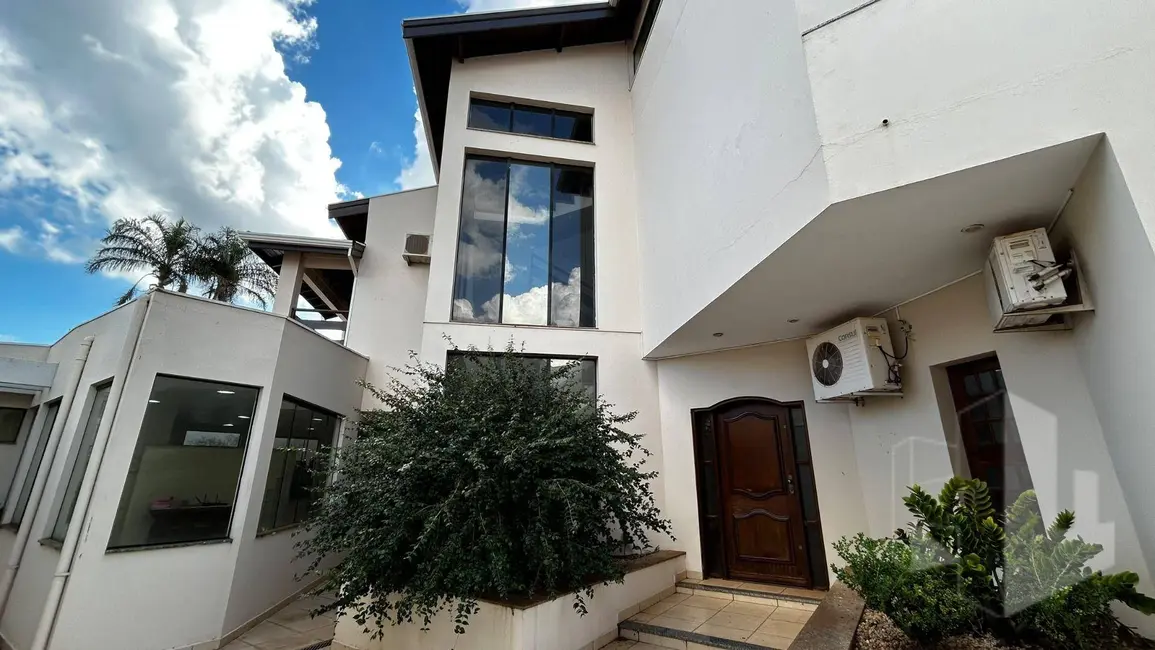 Foto 3 de Casa com 5 quartos à venda e para alugar, 1080m2 em Jardim Maria Luiza I, Jau - SP
