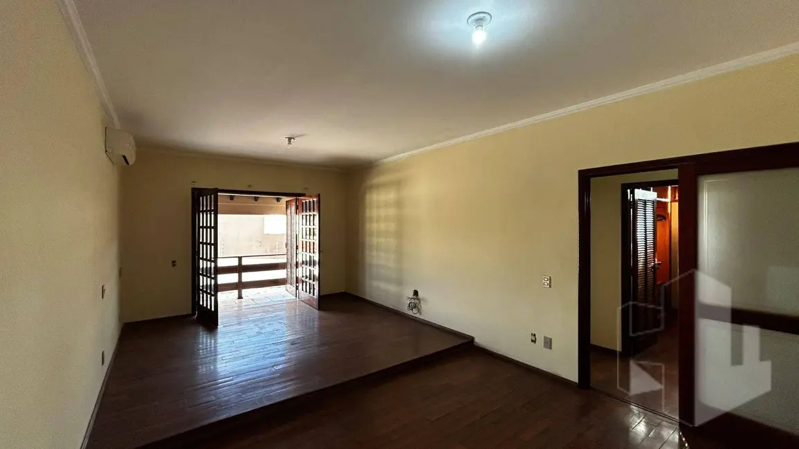 Foto 9 de Casa com 5 quartos à venda e para alugar, 1080m2 em Jardim Maria Luiza I, Jau - SP