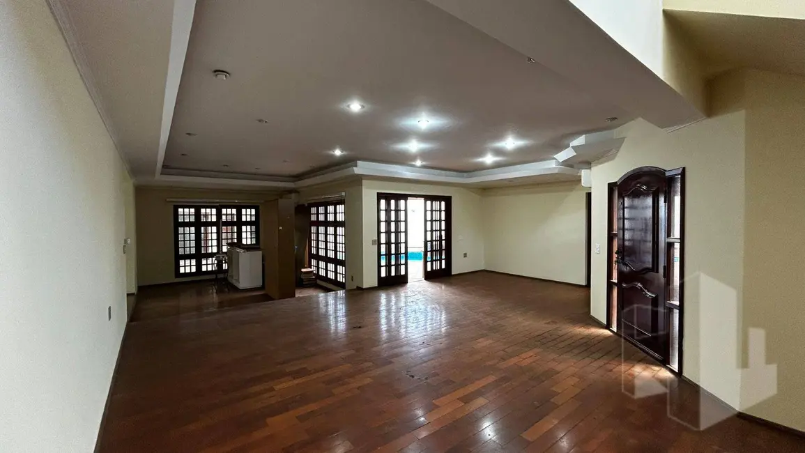 Foto 5 de Casa com 5 quartos à venda e para alugar, 1080m2 em Jardim Maria Luiza I, Jau - SP