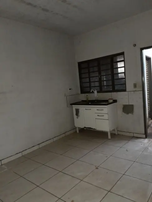 Foto 3 de Casa com 1 quarto à venda, 178m2 em Vila Nova Brasil, Jau - SP